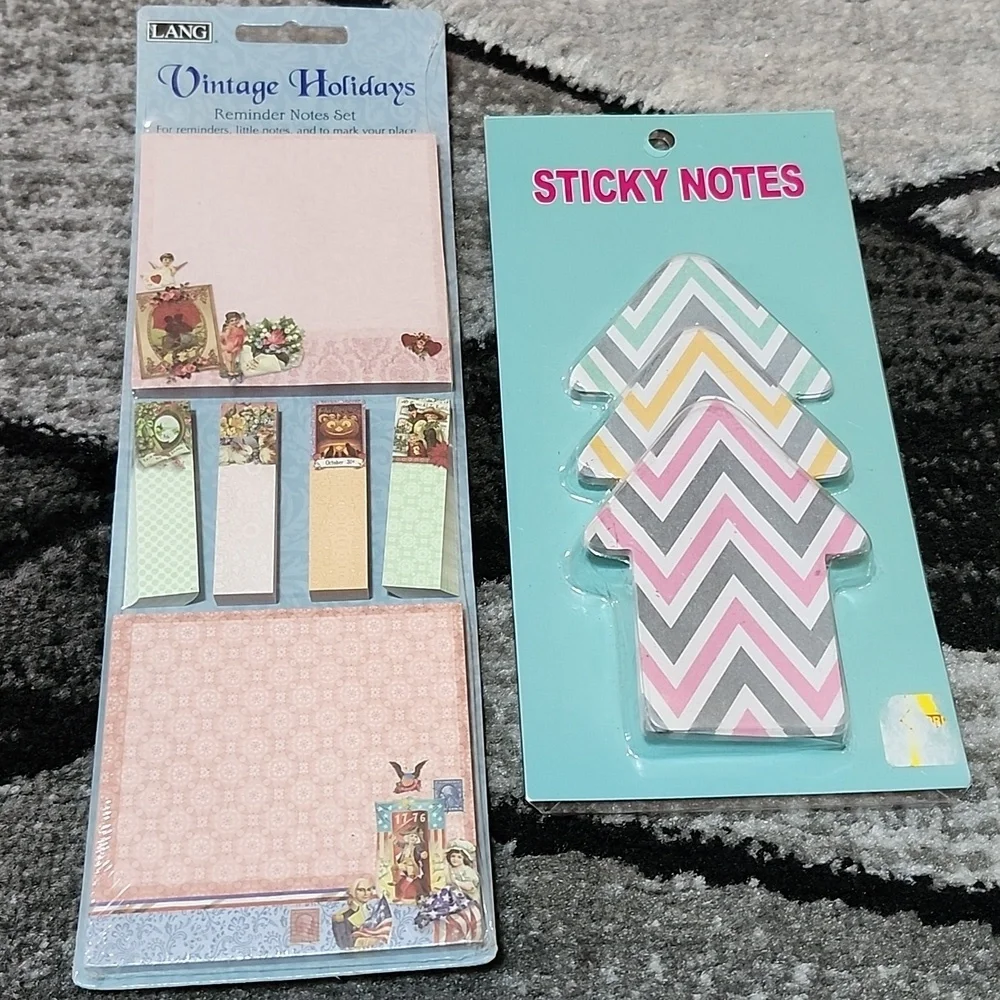 COLLECTION OF STATIONERY & CRAFTING SUPPLIES BUNDLE